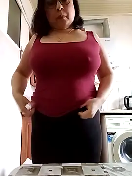 Saidka kis online show from 11/15/25, 12:31