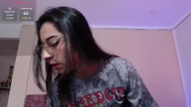 Susanahendrix online show from 04/03/26, 07:42