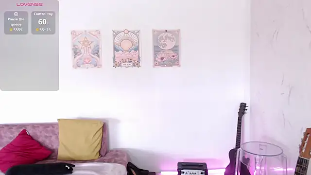 Susanahendrix online show from 11/26/25, 06:19