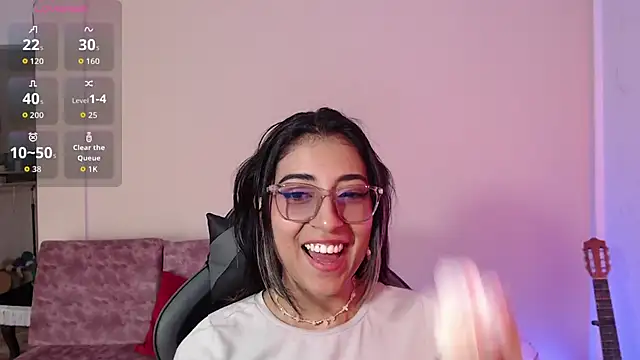 Susanahendrix online show from 04/16/26, 09:39