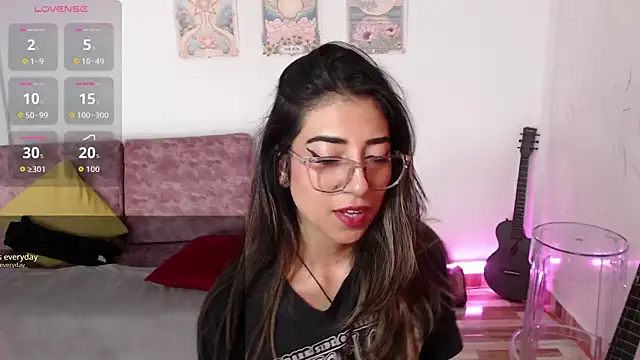 Susanahendrix online show from 01/12/26, 06:47