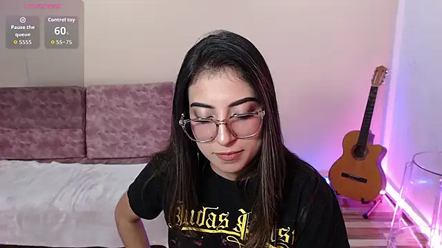 Susanahendrix online show from 02/10/26, 07:13