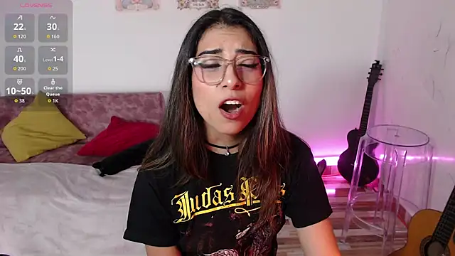 Susanahendrix online show from 12/20/25, 07:50