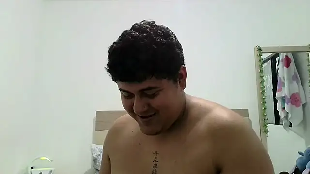 Snapshot of Mellygomezx24 chatting on 02/22/26, 03:09 Mellygomezx24 online show from 02/22/26, 03:09