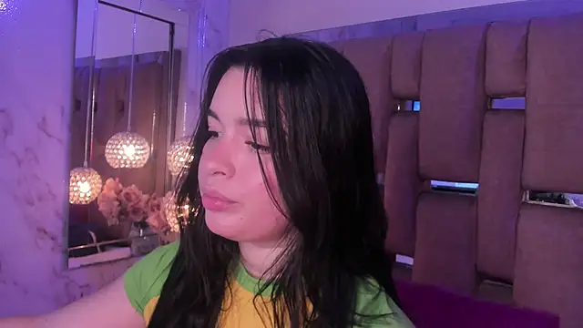 KateLee online show from 03/24/26, 04:01