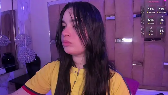 KateLee online show from 04/10/26, 05:36