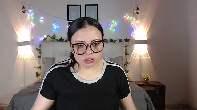 Megan 05  online show from 03/29/26, 07:04