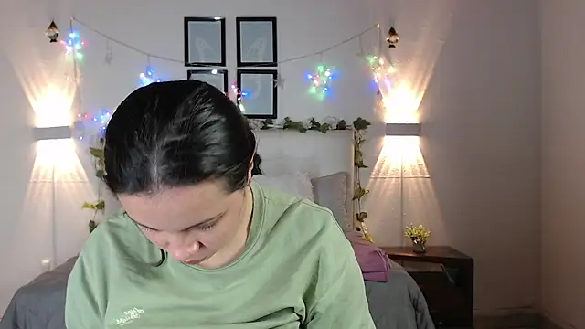 Megan 05  online show from 03/23/26, 07:03