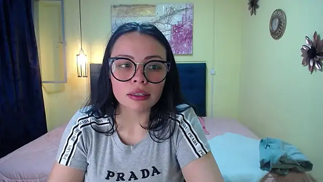 Snapshot of Megan_05_ chatting on 06/07/26, 07:41 Megan 05 online show from 06/07/26, 07:41