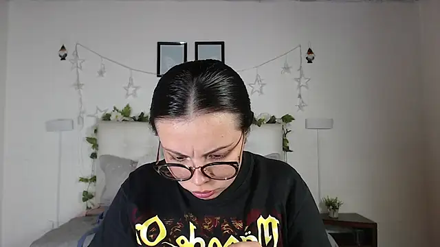 Megan 05  online show from 03/04/26, 06:59