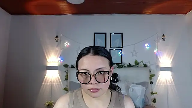 Megan 05  online show from 02/06/26, 06:48