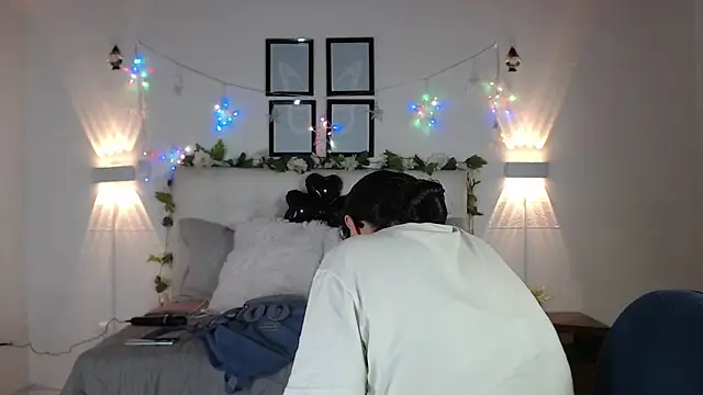 Megan 05  online show from 02/09/26, 05:55