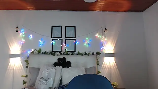 Megan 05  online show from 03/24/26, 07:03