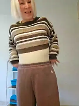 Sunny-Sin online show from 03/15/26, 08:54