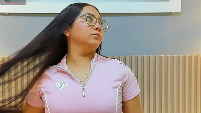 Snapshot of tinisweet chatting on 03/16/26, 02:43 tinisweet online show from 03/16/26, 02:43