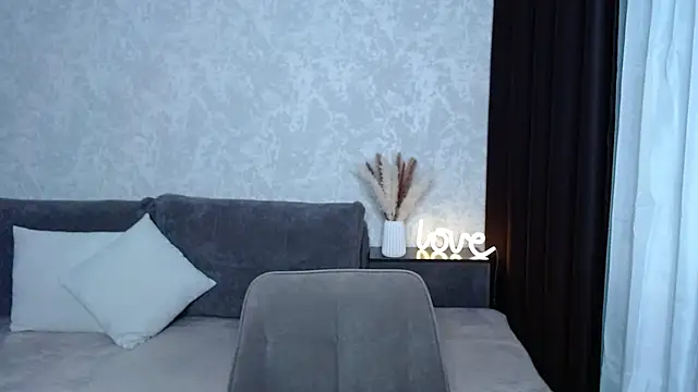IrisJones online show from 10/11/25, 02:51