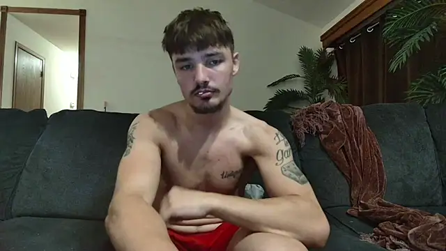 Snapshot of derekmontana2 chatting on 05/27/26, 05:37 derekmontana2 online show from 05/27/26, 05:37
