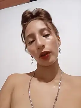 Snapshot of amelie_sex chatting on 07/16/26, 06:38 amelie sex online show from 07/16/26, 06:38
