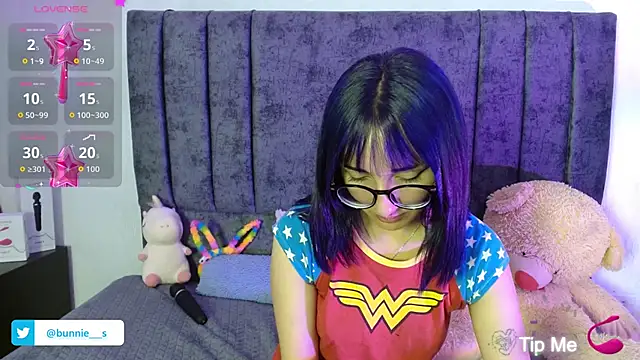 Snapshot of Littlee_Bunny_ chatting on 10/08/25, 10:39 Littlee Bunny online show from 10/08/25, 10:39
