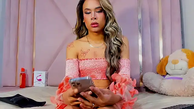 jazmin waked online show from 11/26/25, 03:39