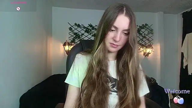 velvet  moon online show from 04/02/26, 11:22