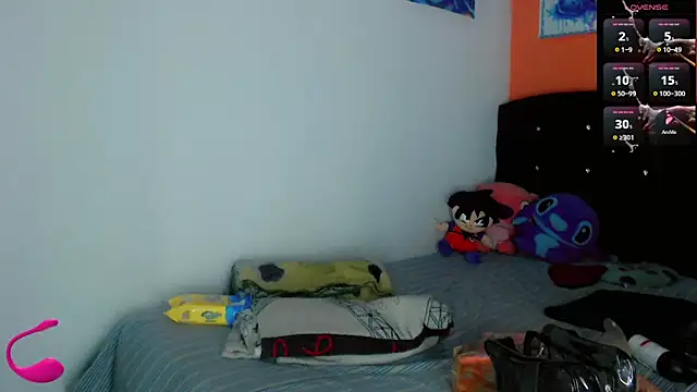 Estefania foxx online show from 10/14/25, 11:22