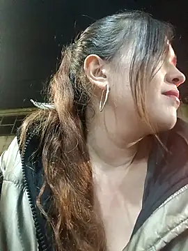 miss berlyn online show from 12/05/25, 02:32