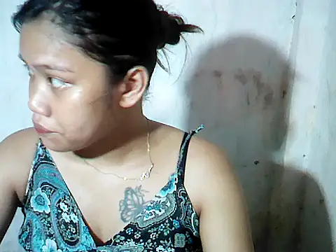 MorenaLovelyPinay24 online show from 10/31/25, 12:24