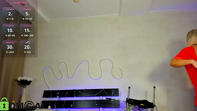 Stasy Traiin online show from 12/22/25, 01:39