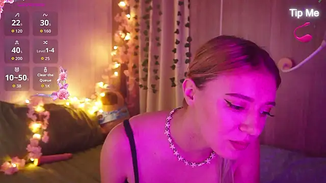 PinkyAura online show from 02/17/26, 04:59