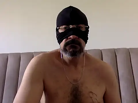 CaiBull online show from 05/13/26, 07:37