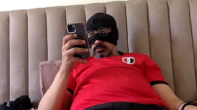 Snapshot of CaiBull chatting on 06/06/26, 12:10 CaiBull online show from 06/06/26, 12:10