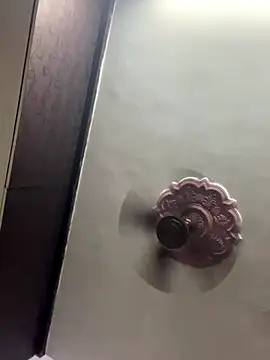 Shaikh 726910 online show from 11/14/25, 01:37