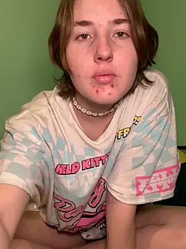 angelbliss10100 online show from 11/10/25, 10:09