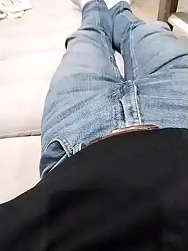 Pio185 online show from 11/17/25, 08:57