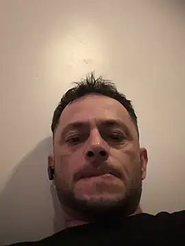 Carlosmauricio123 online show from 03/18/26, 12:58