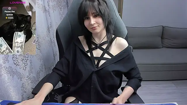 MistyDark online show from 05/25/26, 11:09