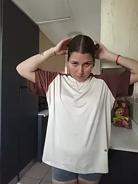 xjuanaxmaldadxxx online show from 05/26/26, 06:06