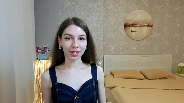 Snapshot of KellyShines chatting on 04/22/26, 04:25 KellyShines online show from 04/22/26, 04:25