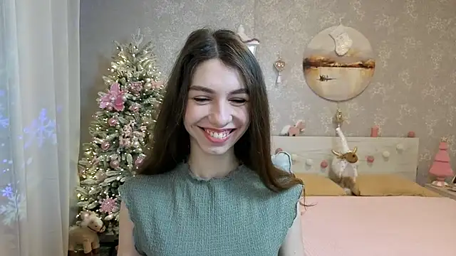 Snapshot of KellyShines chatting on 01/11/26, 06:42 KellyShines online show from 01/11/26, 06:42