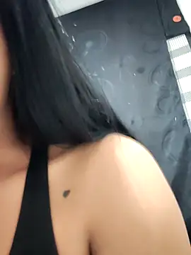 Megara 25 online show from 12/18/25, 03:27