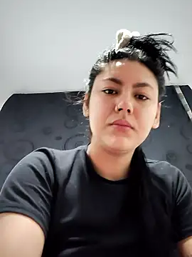 Megara 25 online show from 01/12/26, 02:35