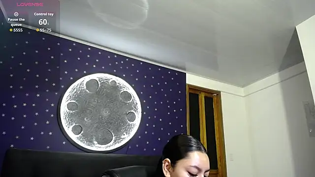 Megara 25 online show from 06/17/26, 03:22