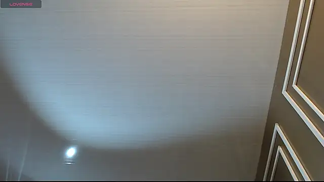 Snapshot of Megara_25 chatting on 10/17/25, 01:24 Megara 25 online show from 10/17/25, 01:24