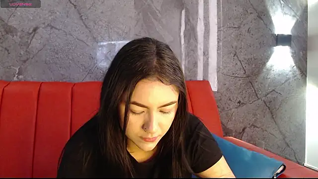 Megara 25 online show from 02/01/26, 02:04