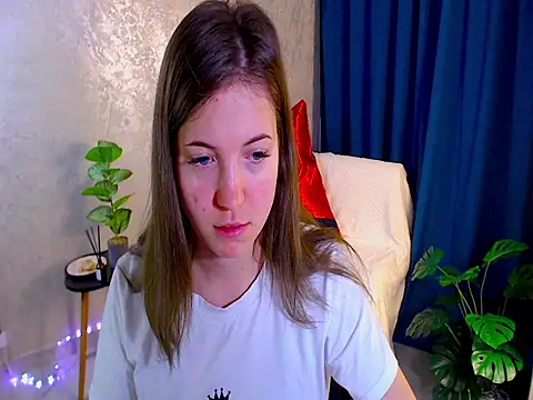 Snapshot of arlana_klart chatting on 11/14/25, 01:31 arlana klart online show from 11/14/25, 01:31