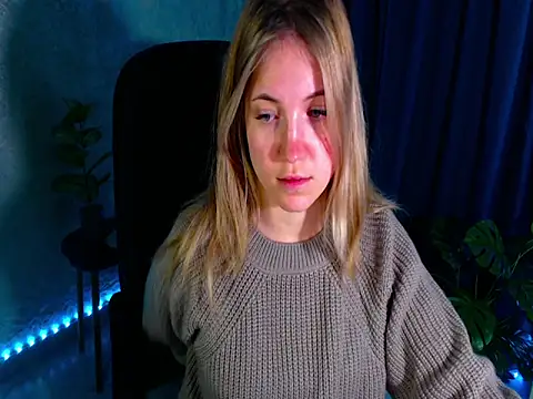 Snapshot of arlana_klart chatting on 09/16/25, 01:17 arlana klart online show from 09/16/25, 01:17