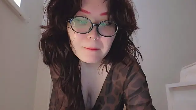 tsunade chan online show from 05/22/26, 04:10