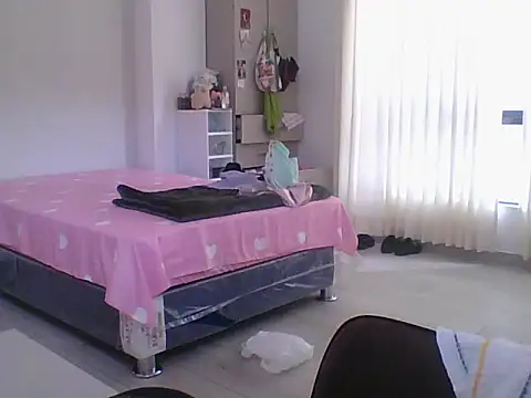 Snapshot of MichiLyoto chatting on 11/03/25, 05:27 MichiLyoto online show from 11/03/25, 05:27