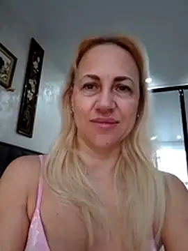 KissMiSveet online show from 03/24/26, 06:35